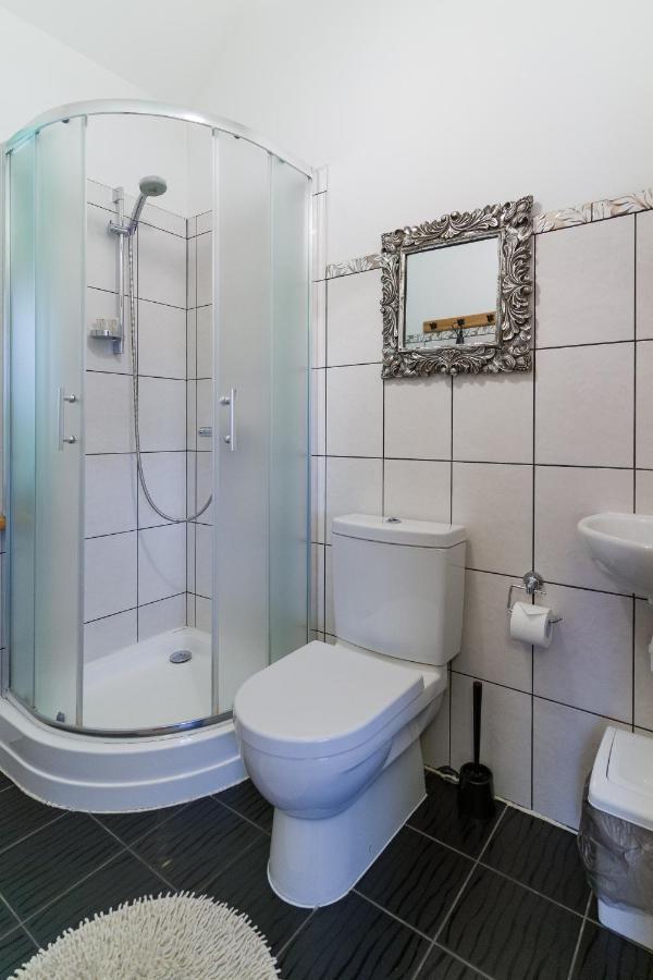 Cerpas Otel Medemciems Dış mekan fotoğraf